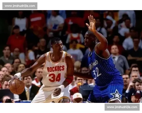 奥拉朱旺亲授梦幻脚步!科比获赞天才传承内线绝学 奥拉朱旺亲授梦幻脚步!科比获赞天才传承内线绝学