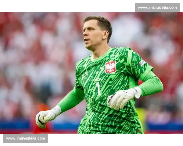 巴萨完成什琴斯尼注册，续约独立于特狮，门将新布局成型